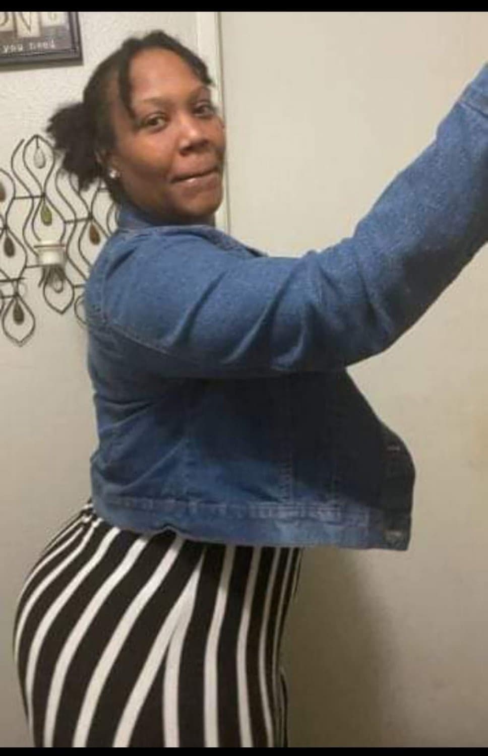 CURVY THICK EBONY MATURE