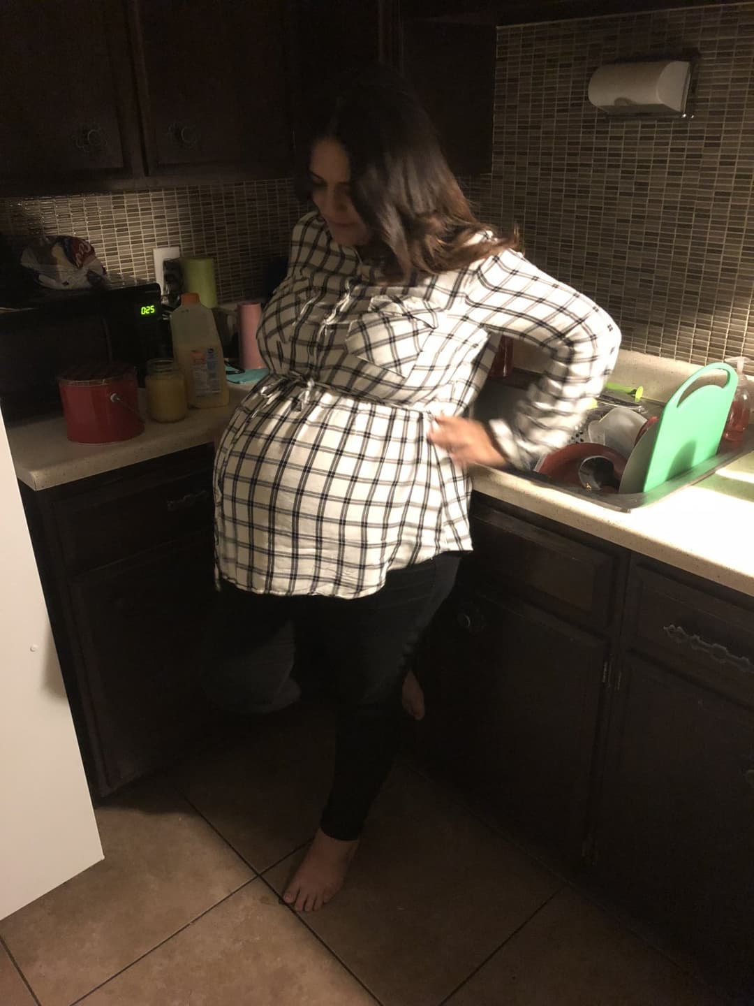 More from our favourite pregnant slut Angelica