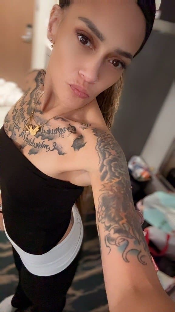 Sexy mature tatted up mom petite milf personal blowjob video and nudes