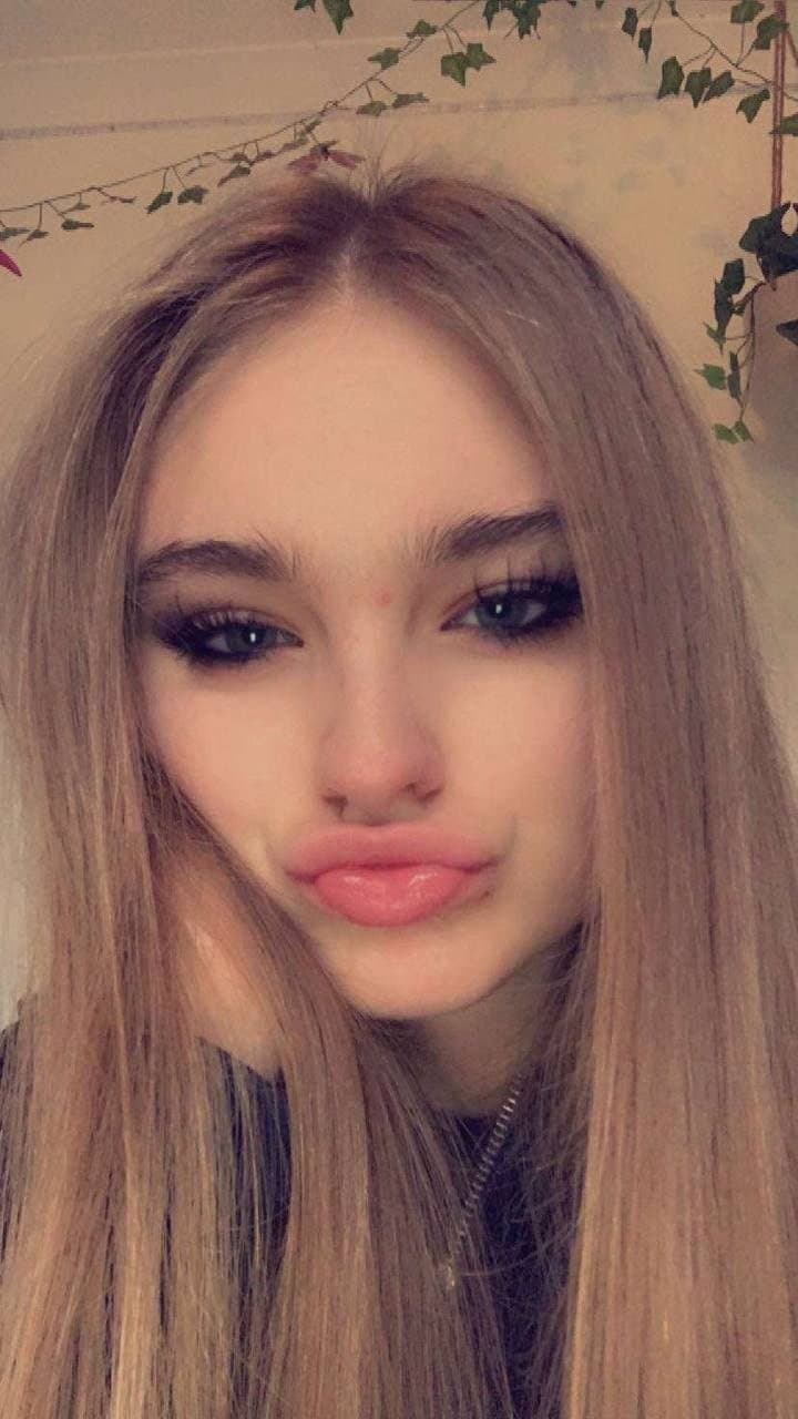 Submitted and risked Girlfriend. Want to risk your girl too? DM me