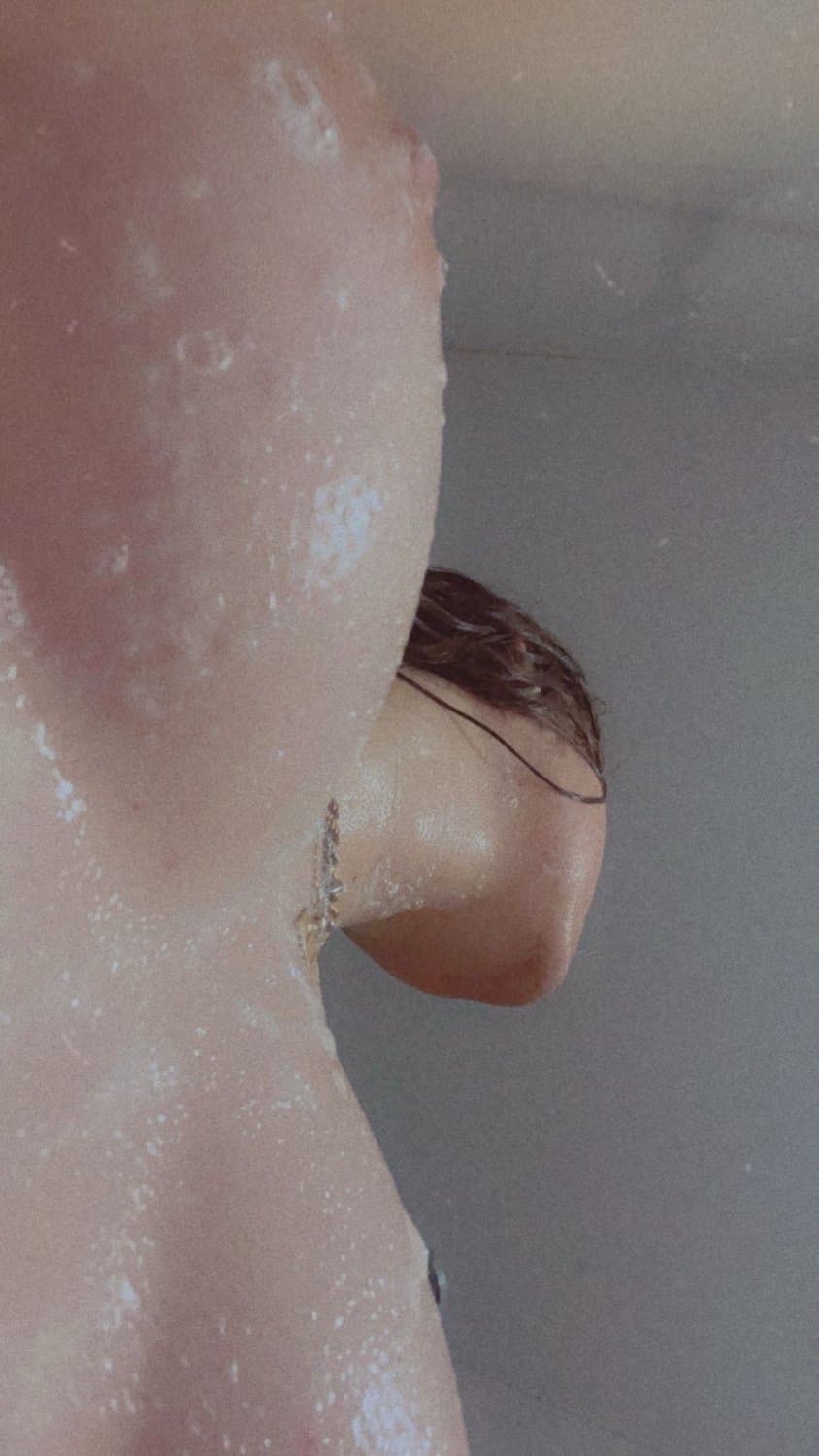 Cute face, cute tits