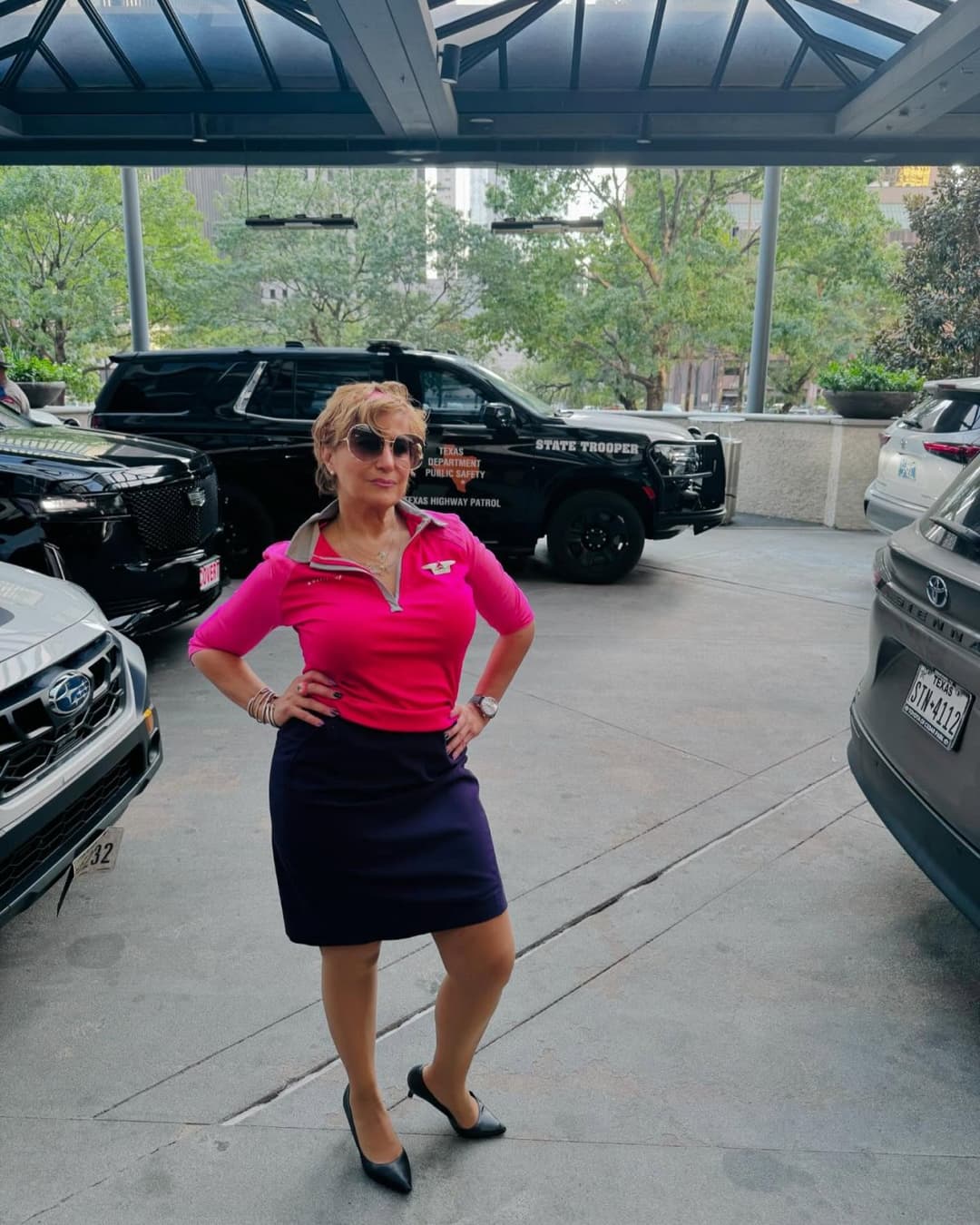 Thick Gilf flight attendant 2