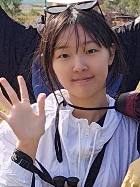 05 korean student feet + face (not minor)