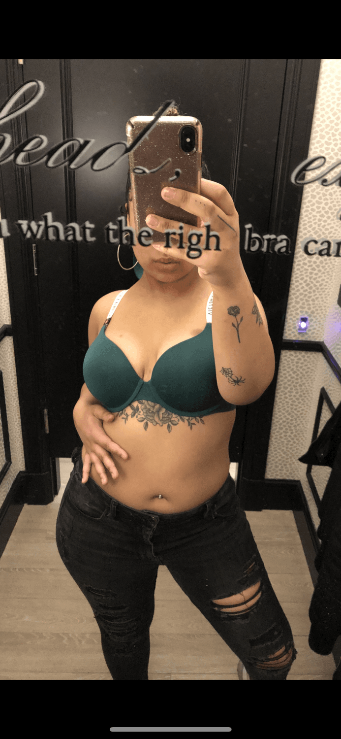 Sexy Redbone slut sucks a fat dick sloppy deepthroating it like a good slut and gets fucked hard