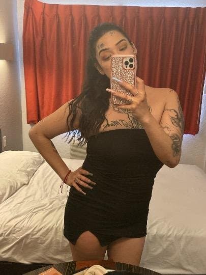 25 year old tattoo Dulce Latina escort that I f yesterday