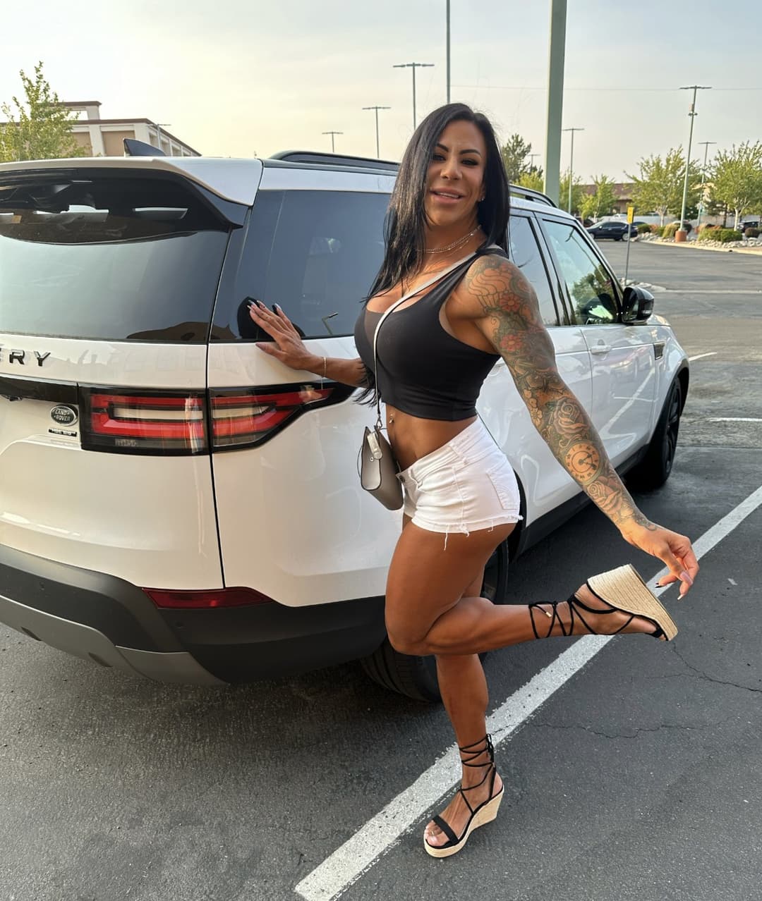 Flexing my strong body fit