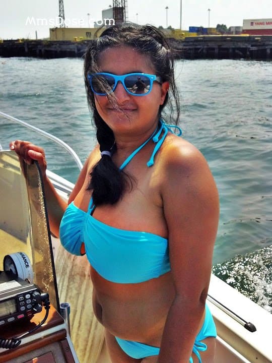 Click to view full size Hot Desi Indian NRI Babe Fucked Like a Whore