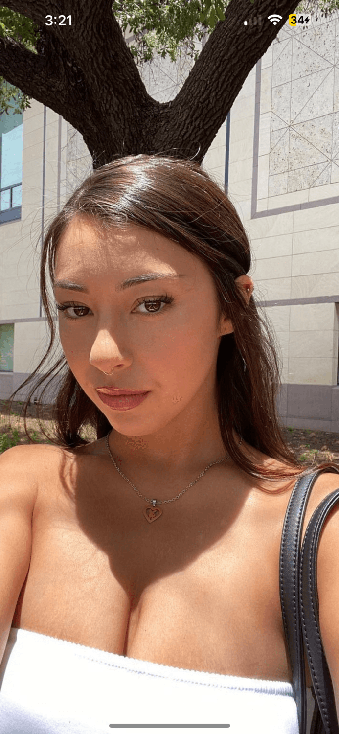 Former Texas state dancer is the prefect 10/10. Huge tits , tight body , fat ass , beautiful face