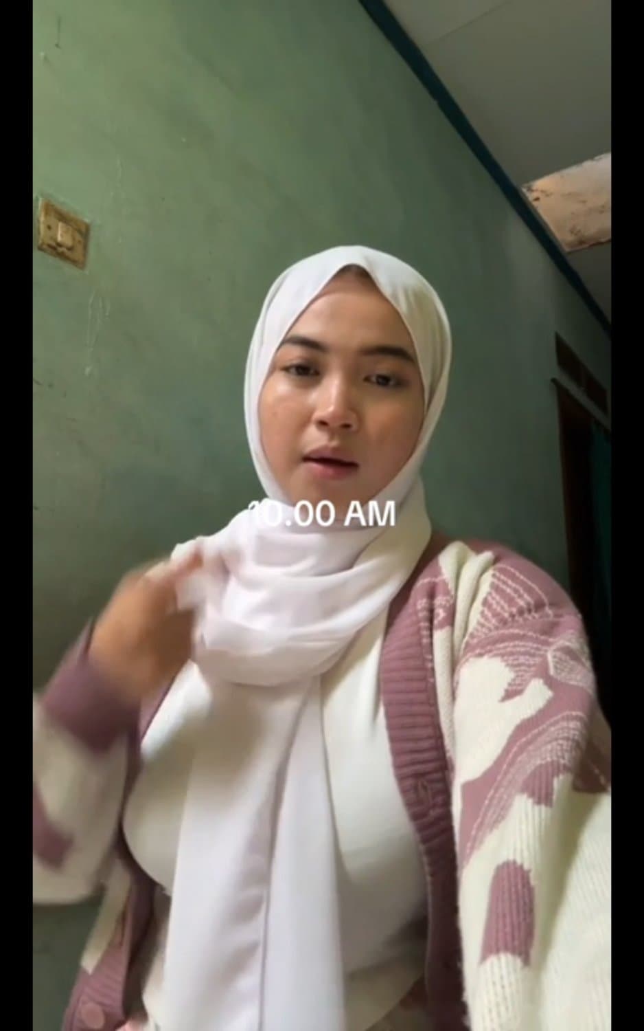 11 seconds - this is every malay girl