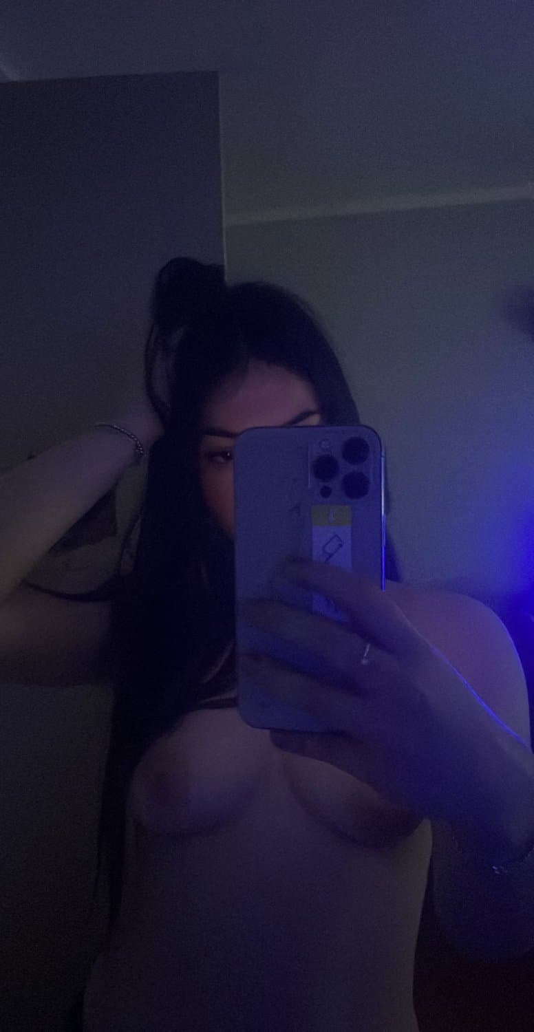 My trashyslut fiance she wants to be famous PLS SAVE AND POST ON YOUR PAGE!!!! MAKE HER A WEBSLUTTTT