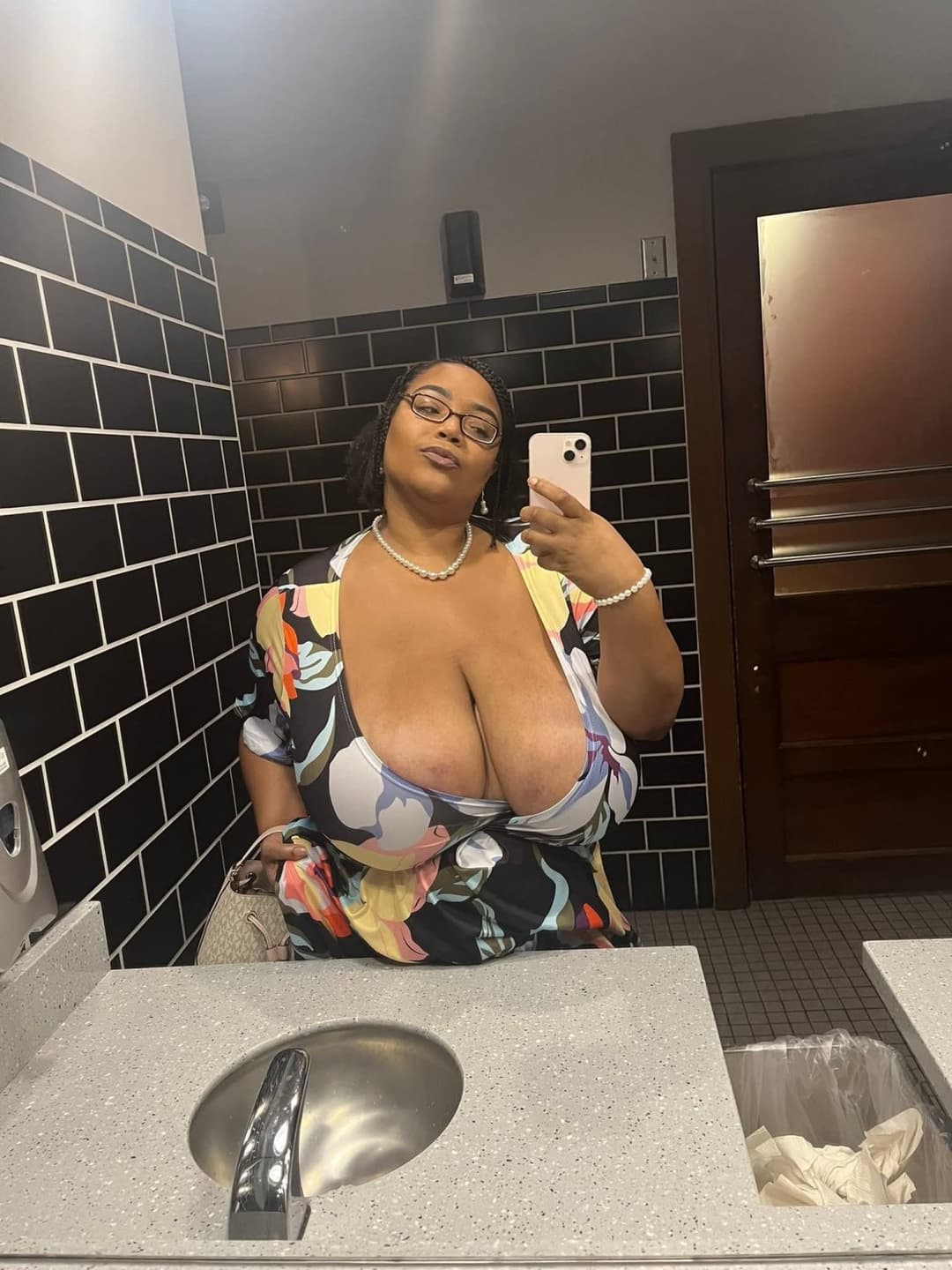 Redbone Ebony Auntie Them Titties Amazing Af My God I Would Not Pull Out 133