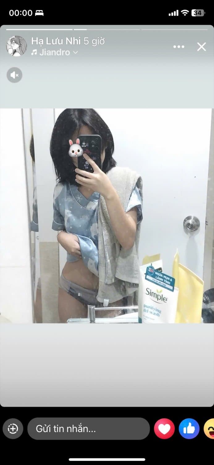 Quỳnh Anh k9 là học sinh những làm đĩ từ lớp 8