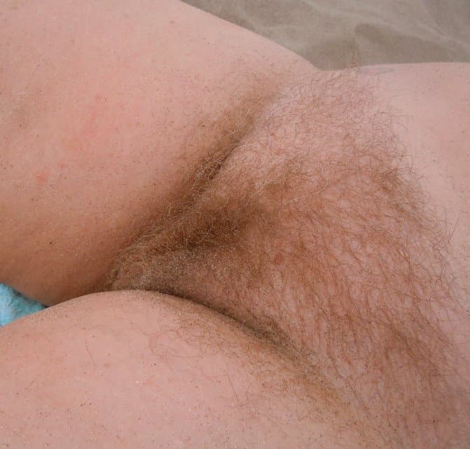 jjily at the seaside