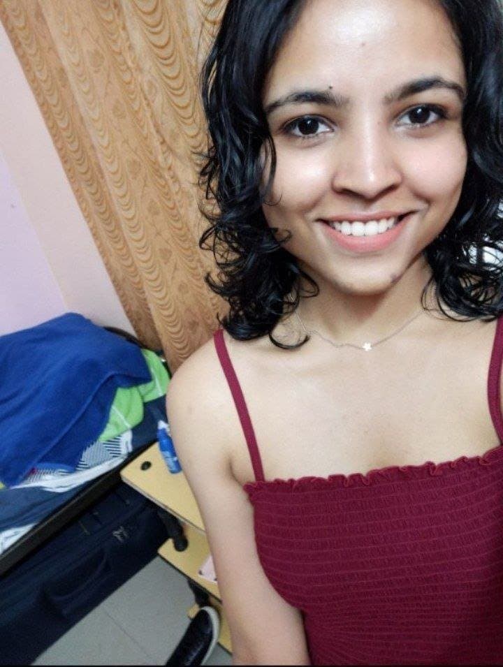 Cute Mallu Indian Slut with Amazing Ass