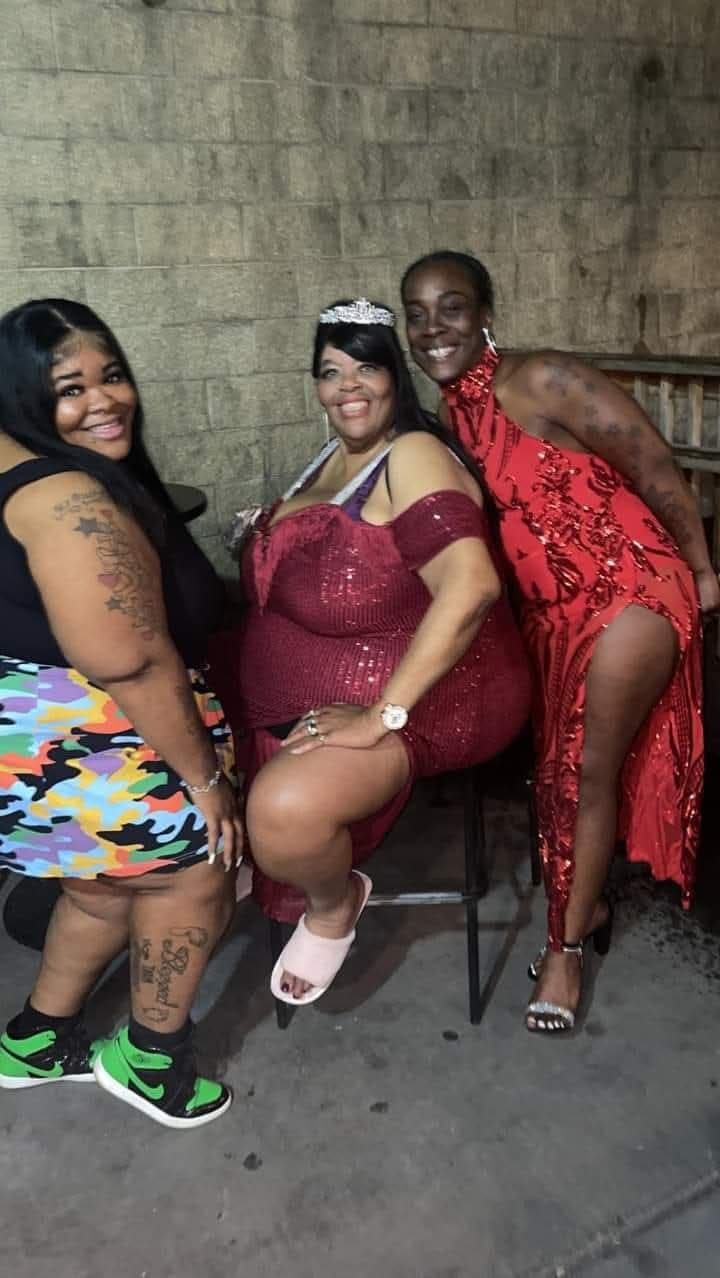 Something About Big Saggy Titty Grannies That Drive Me Crazy. & She Got Em I Would Not Pull Out 79