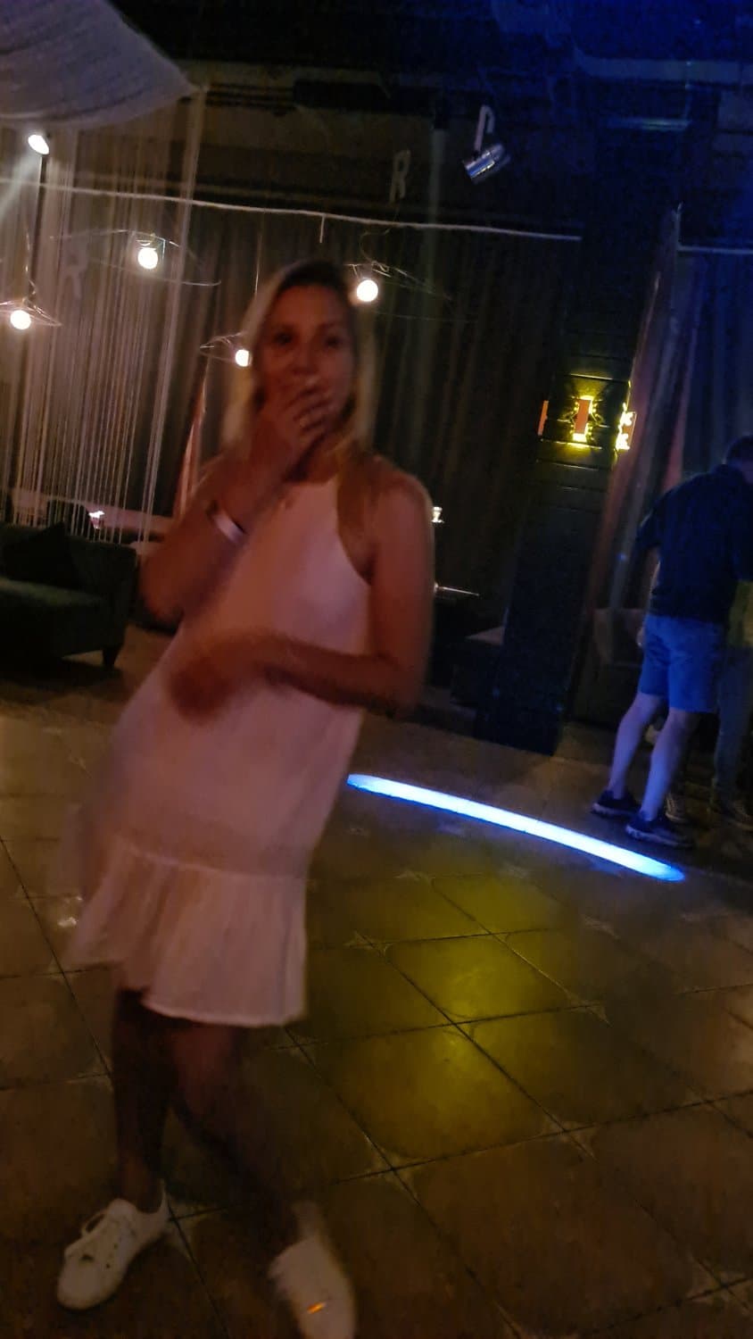 Hairy pussy drunk whore ?