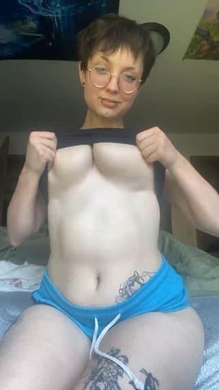 White Pawg short hair Tomboy Dyke Saturnine.