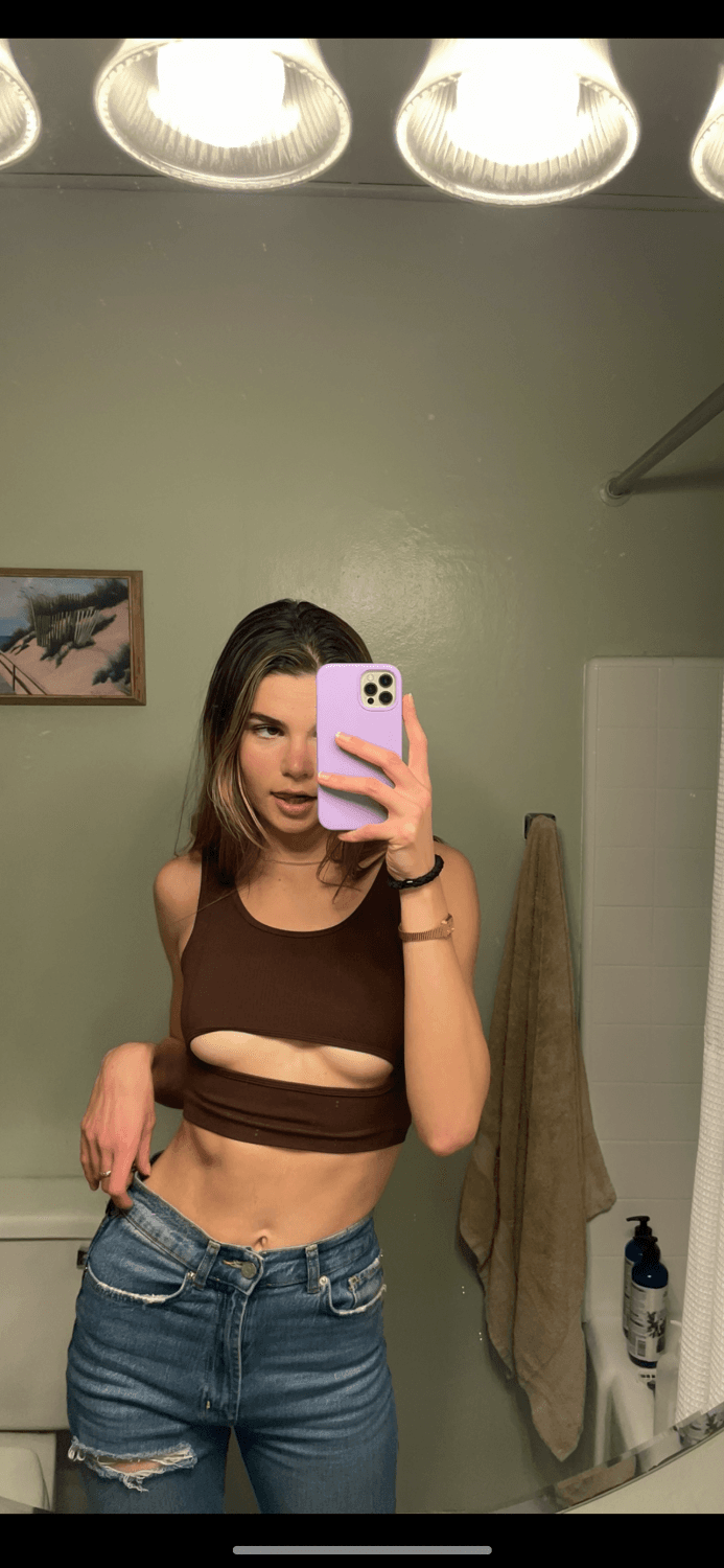 25-0033 - Pretty Little Cock Sucker