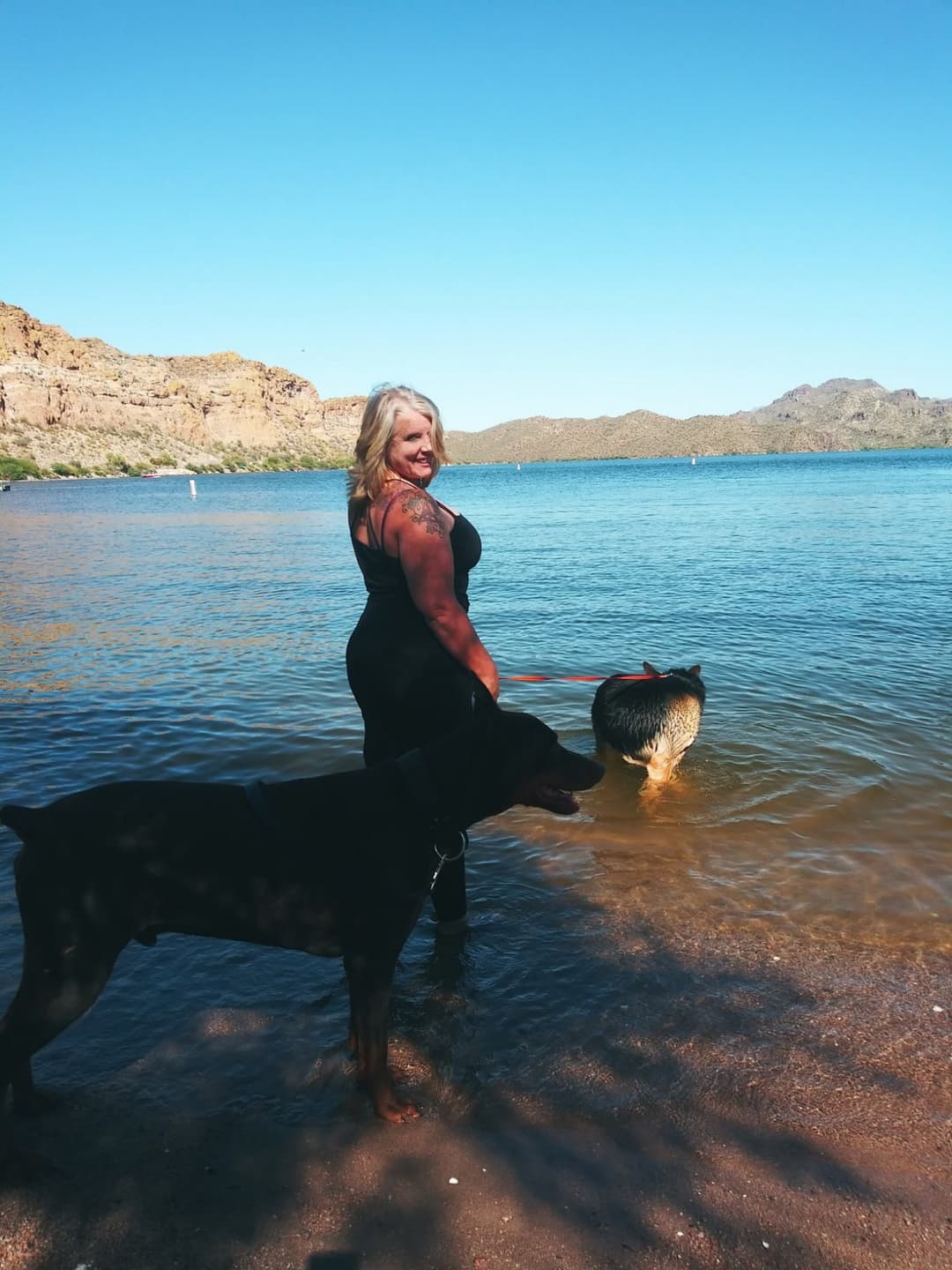 Miss  Griffith dentist  big Tits BLOWJOBS Cum swallowing casa grand slut wife Christine