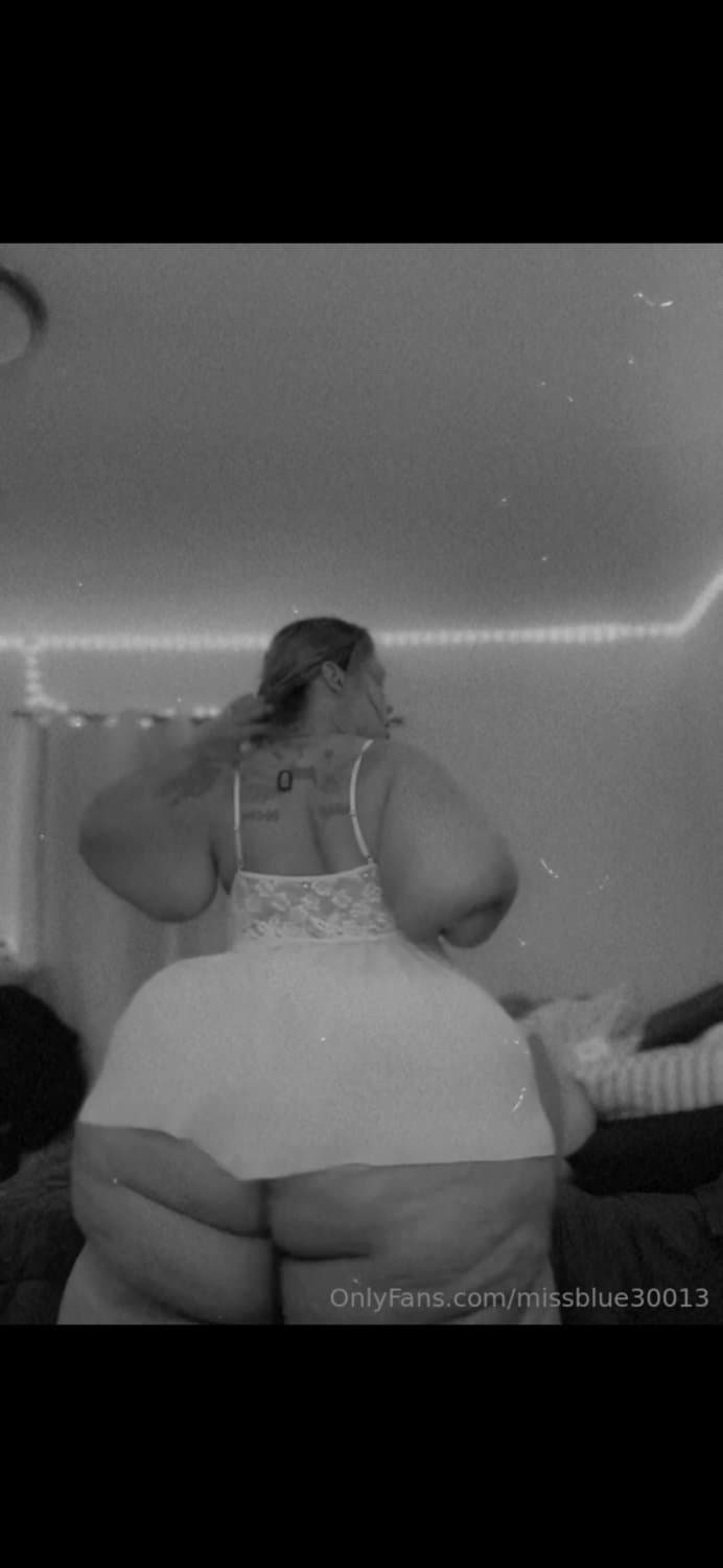 Mami Got A Colossal BoOtY!!!