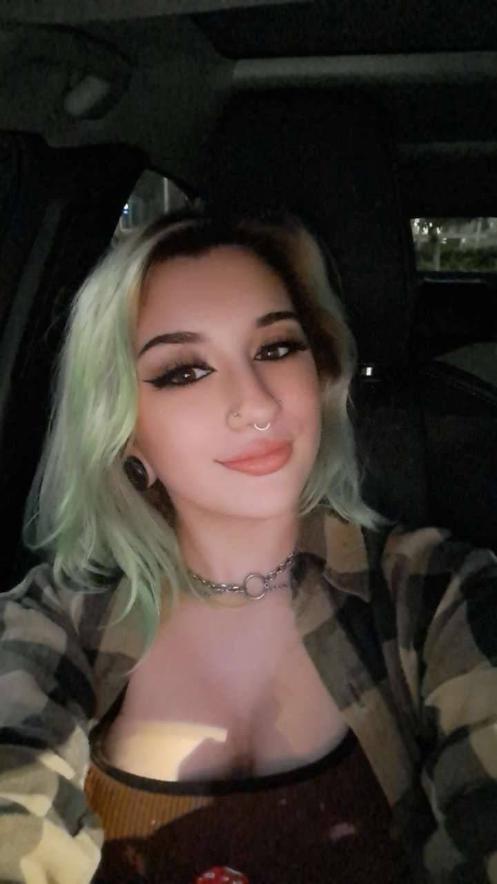 19y/o Bound & Railed By Older Men All Weekend