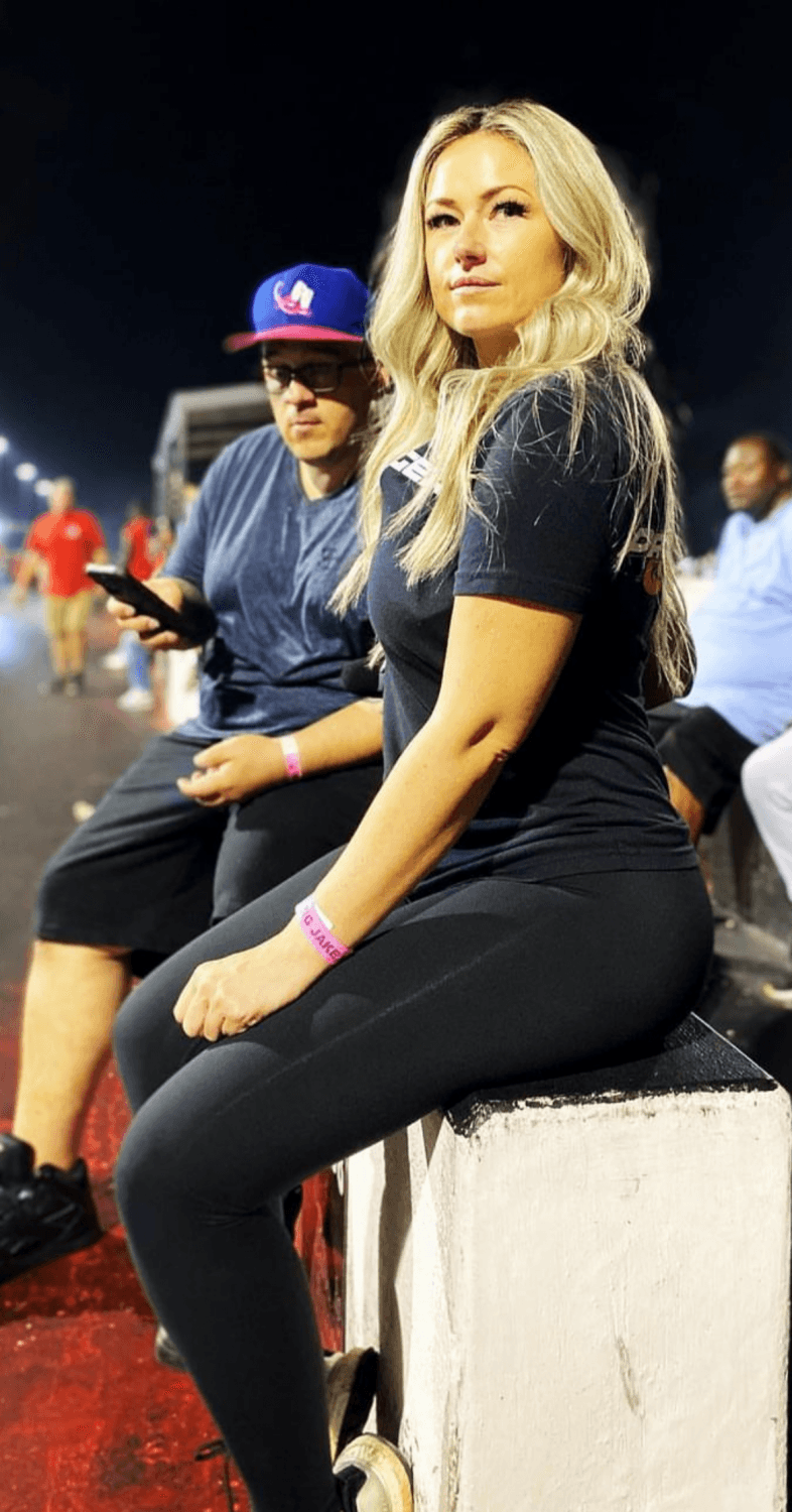 Beautiful thick blonde mechanic slut