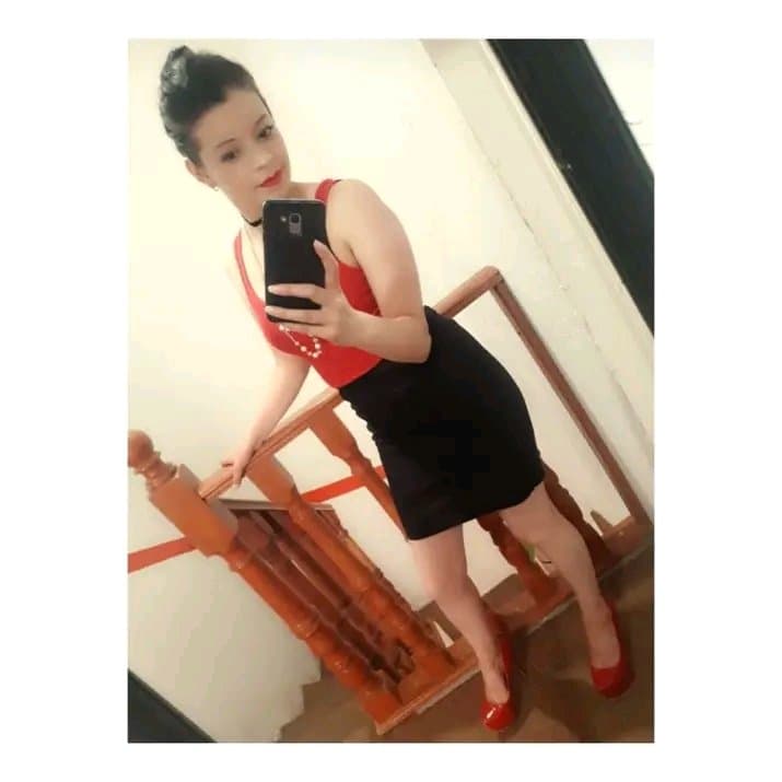 Vendedora mexicana sexi de Elektra