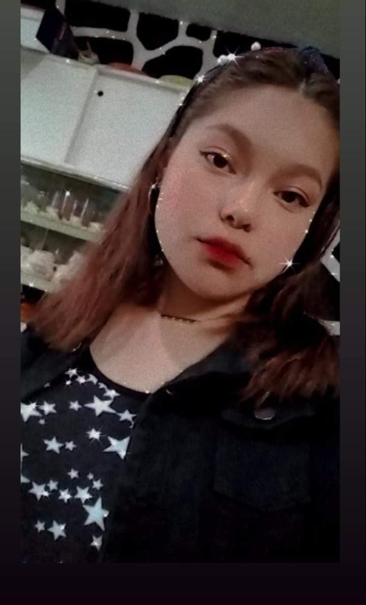 Yeni Chávez hermosa morra tetona