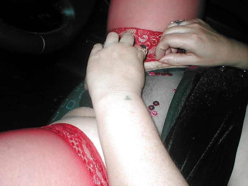 British slut mature wife loves to fuck in the car