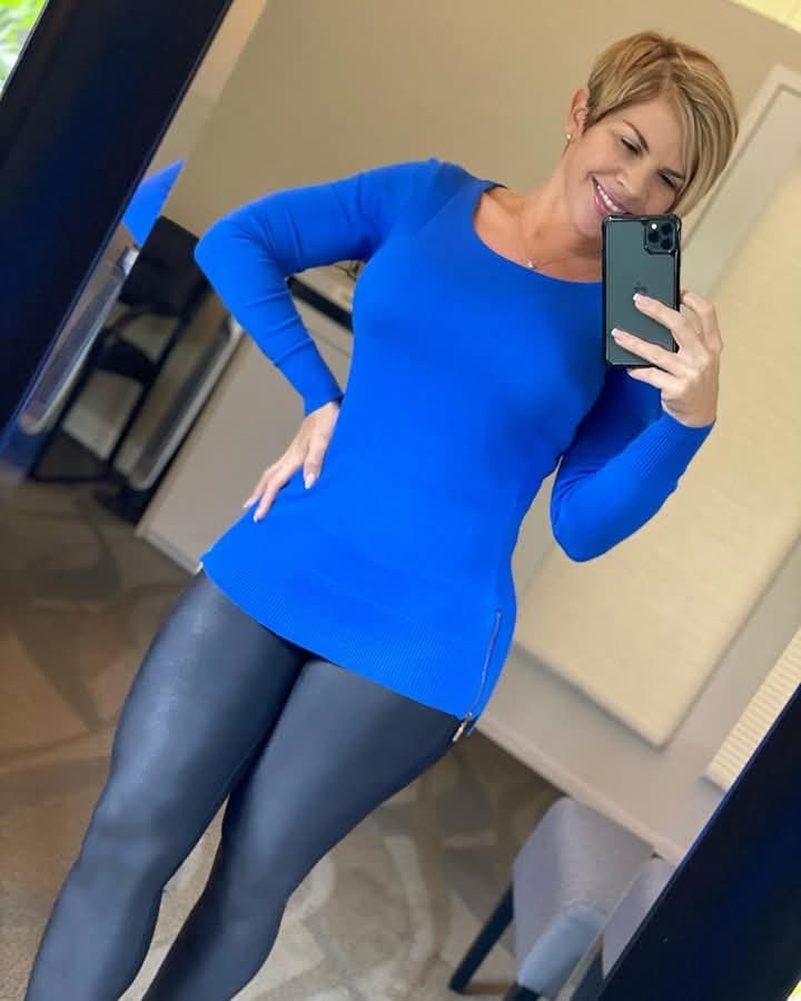 Hot Spanx Faux Leather Leggings