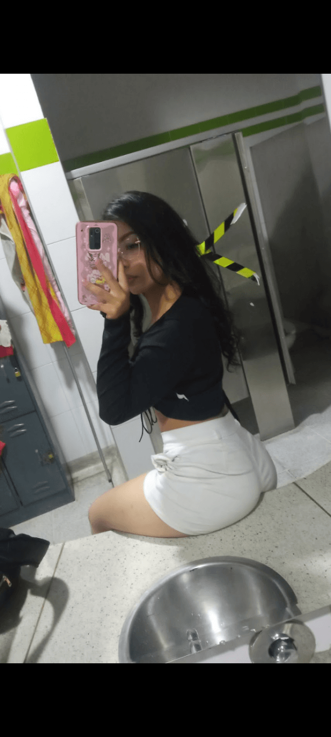 Mi nva Colombiana adolescente de culo grande