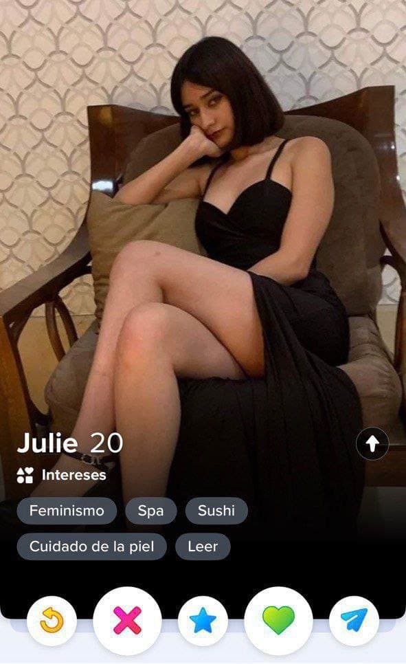 Putita estudiante quemada ??