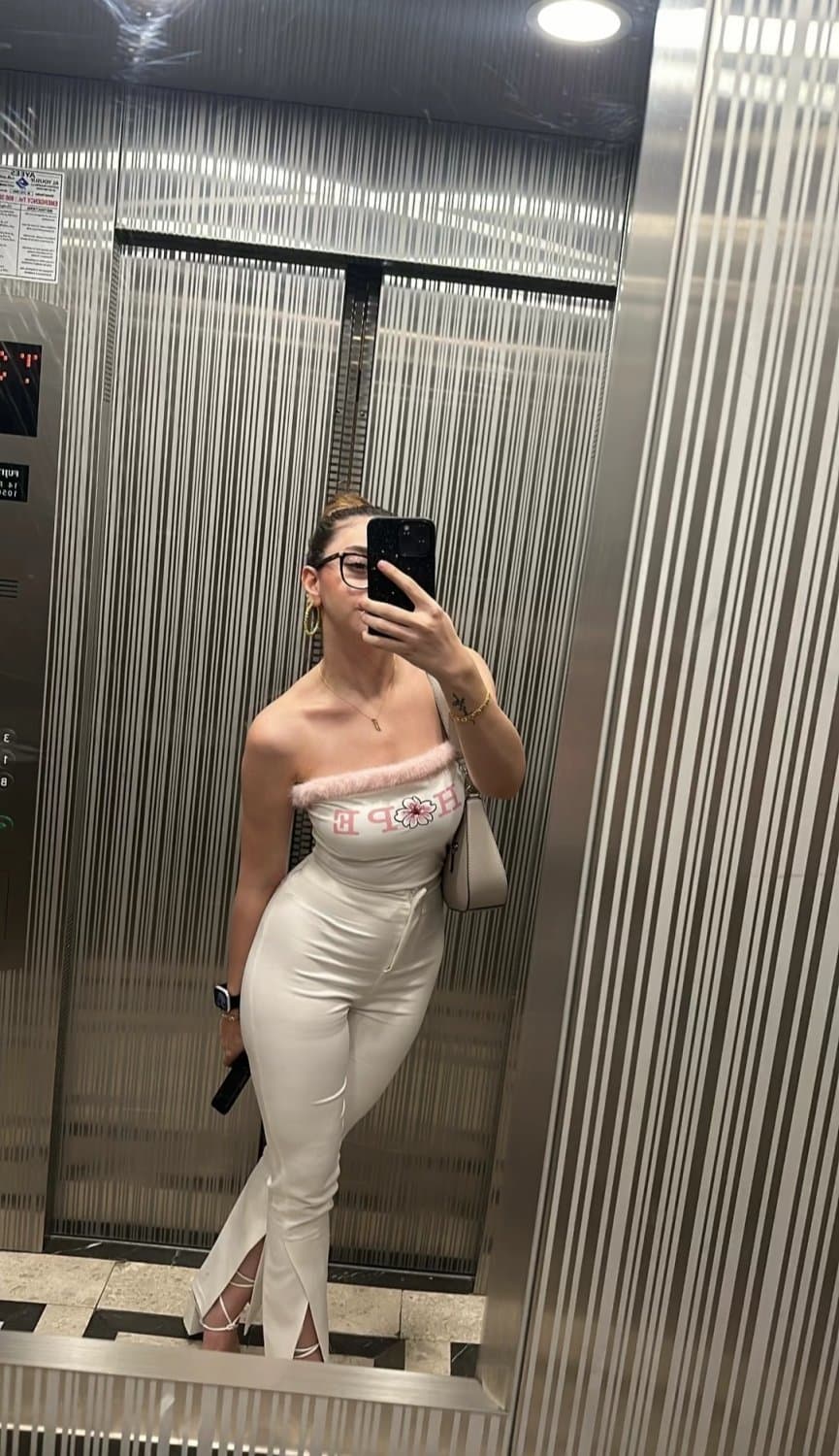 I just wanna fuck your cute Arab face