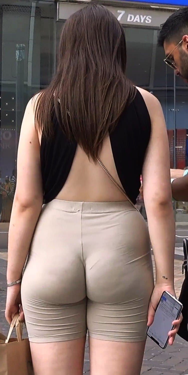 Big Booty White Girl Biker Shorts