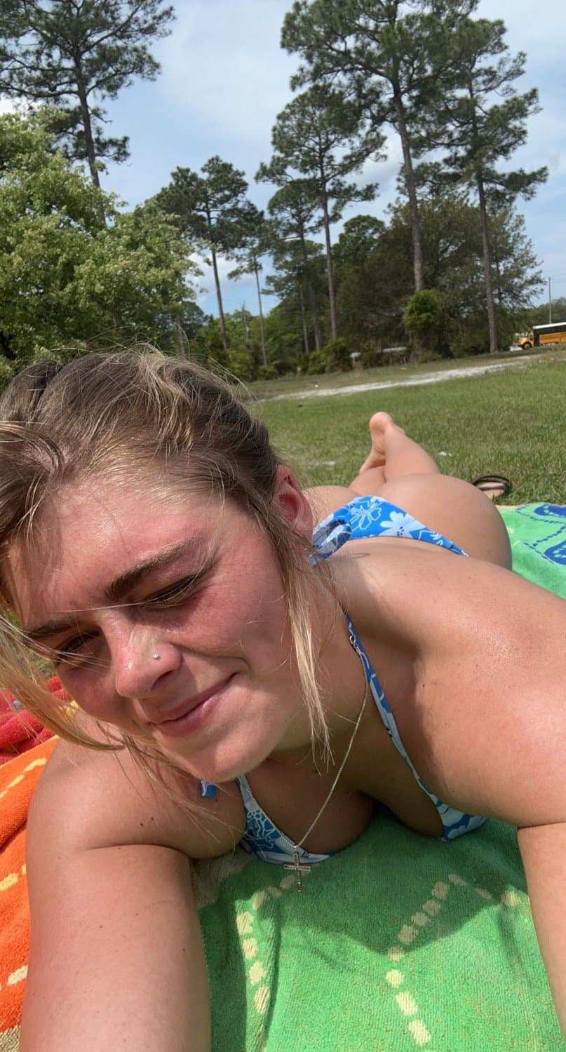 Leaked slut V@ler!3 is a 21 year old hardworking firefighter that sends nudes