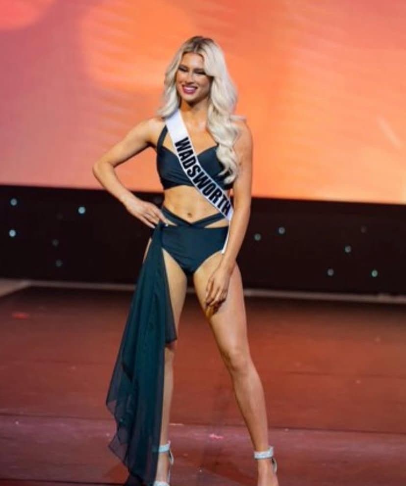 Olivia sexy right body kent girl