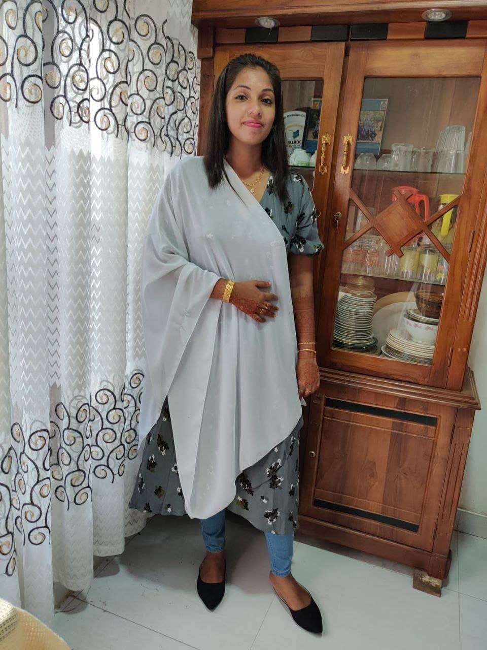 NAUGHTY BUSTY BANGLA GF ? SELFSHOT TEASING