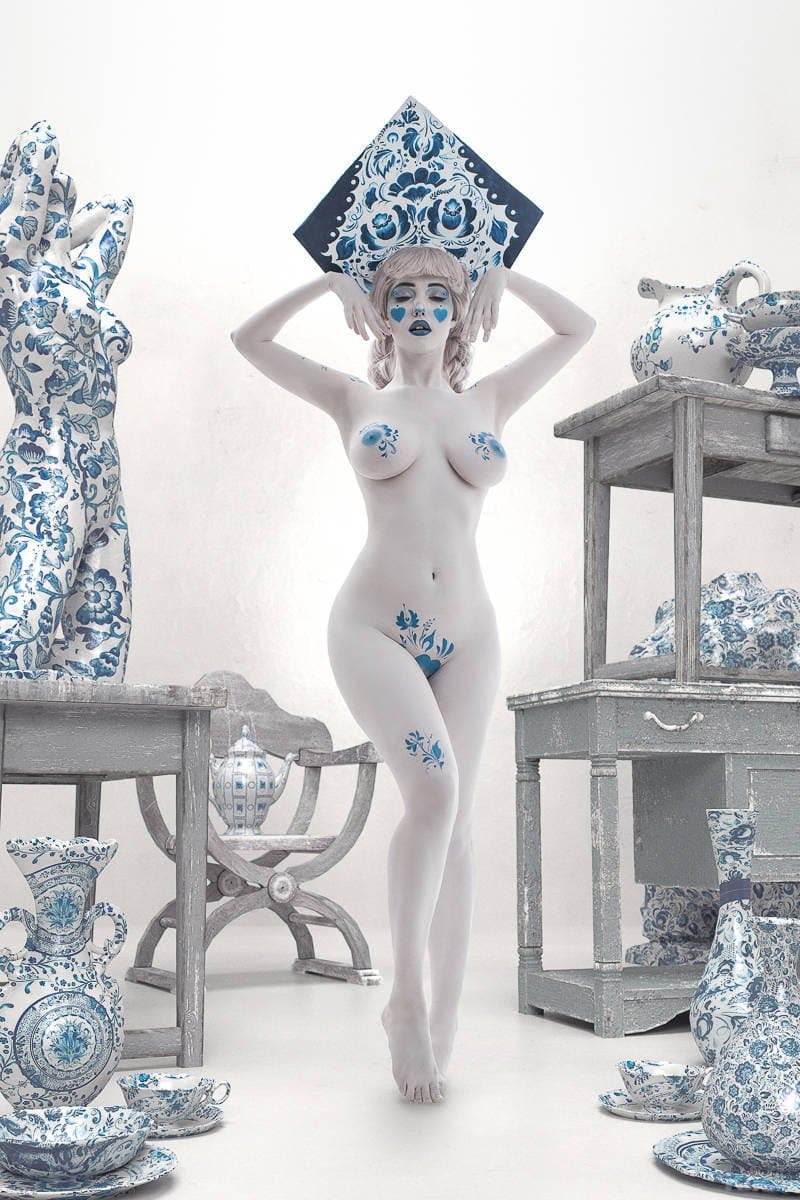 lada lyumos bodypaint gzhel