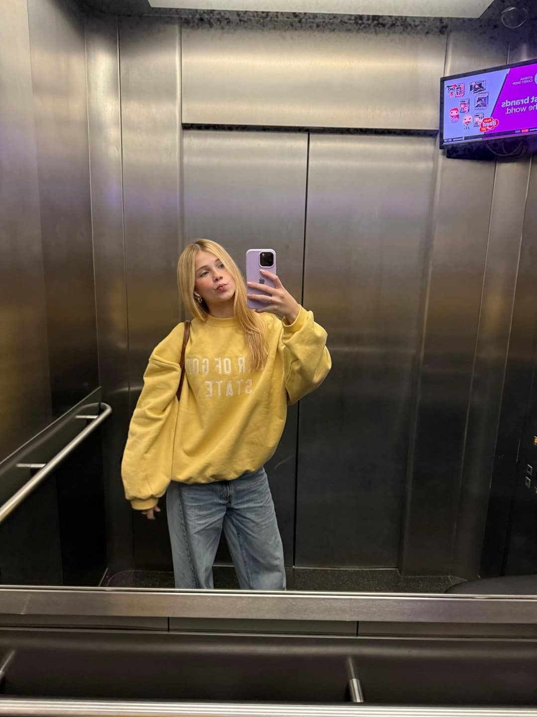 Arrasa Lana , fotos delicias...Lana Negrini a beleza loira , muito goostosa !!!