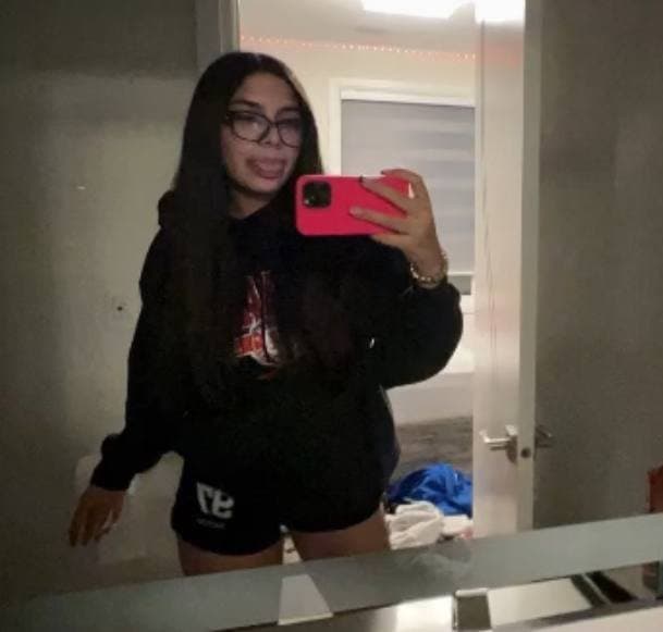 Click to view full size Maya has such Big tittys