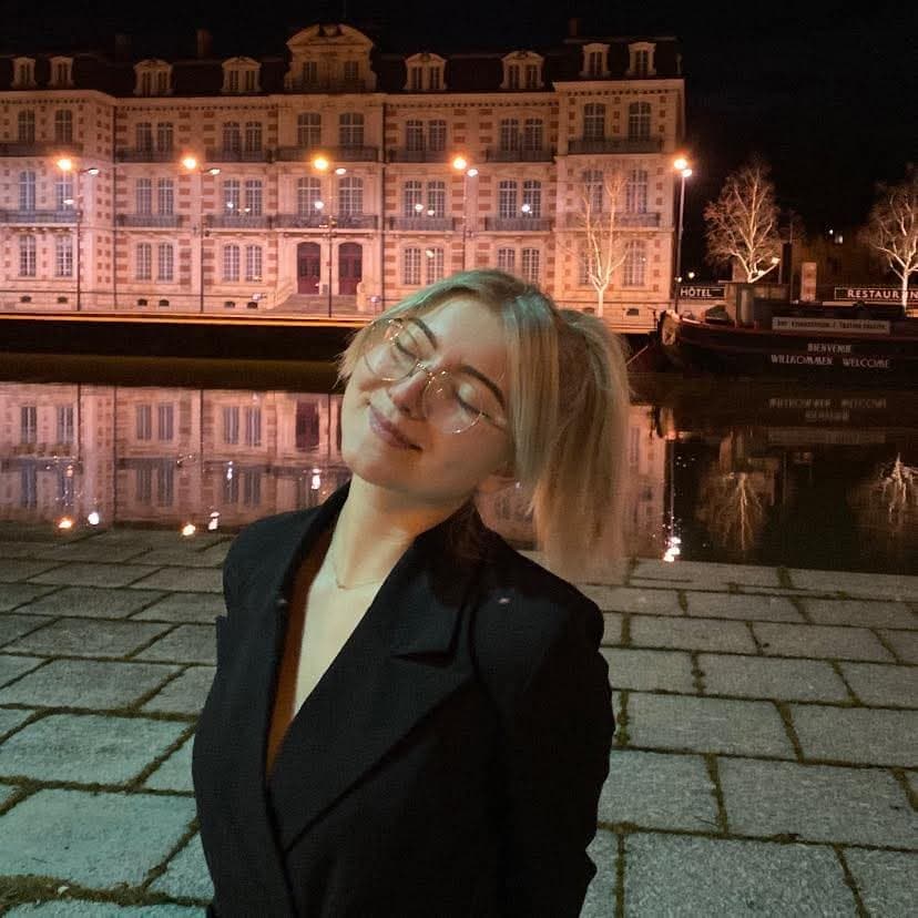 Skinny française exposé