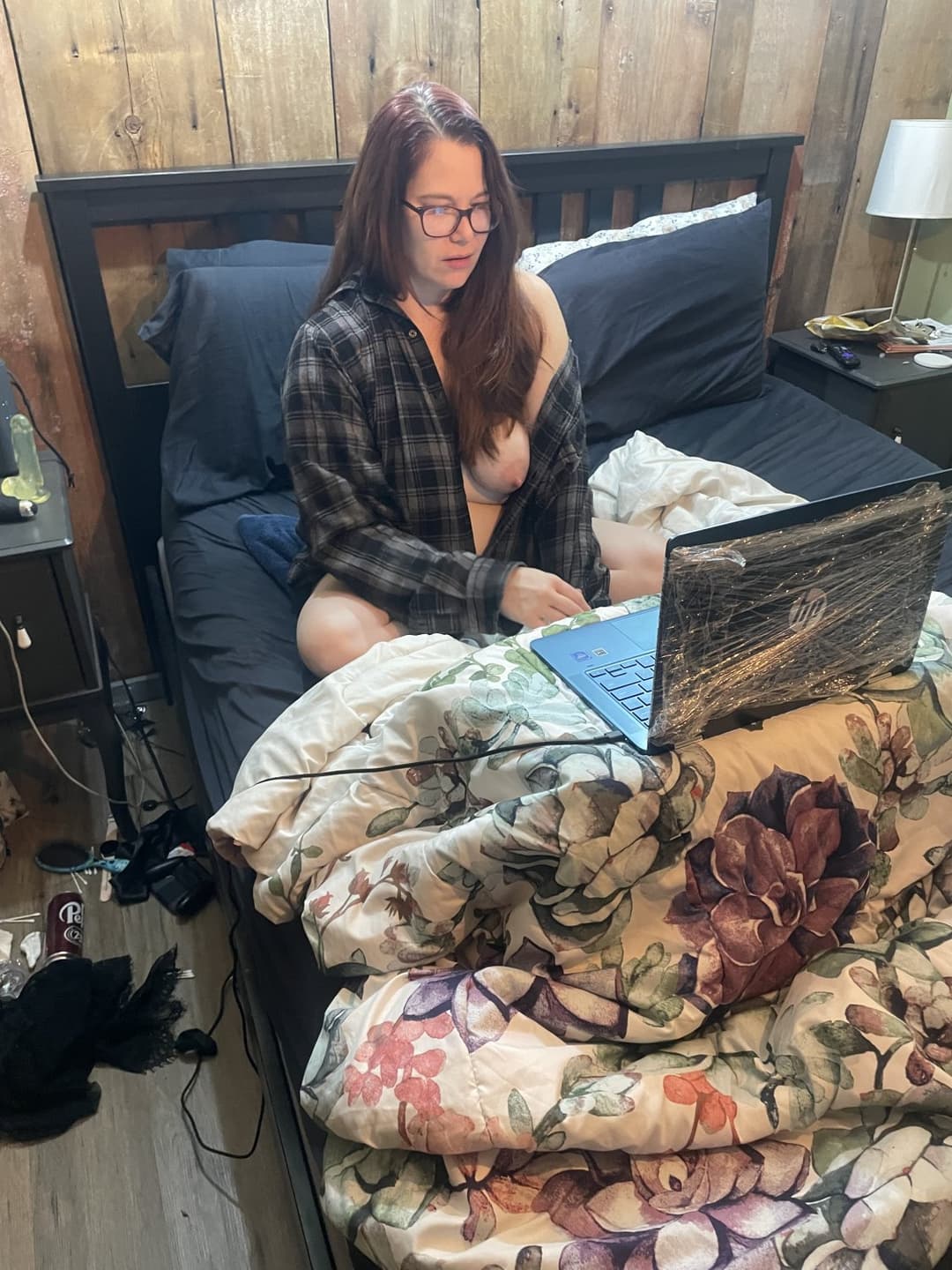 Julie whore riding bbc playing on cam anal dirty whore