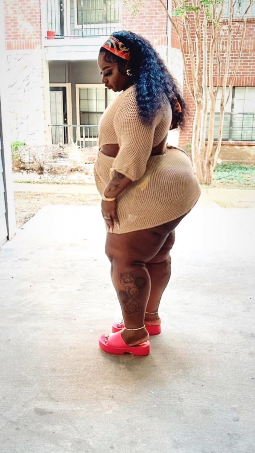 SEXY CHUNKY CHUBBY THICK CHOCOLATE EBONY BIG HUGE ASS SSBBW BBW