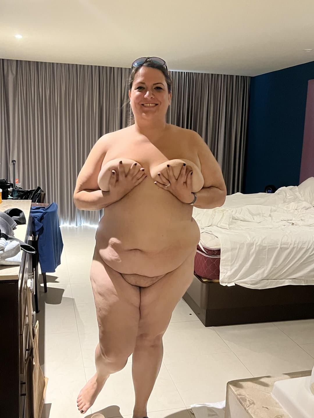 Webslut Whitney for public inspection ?????