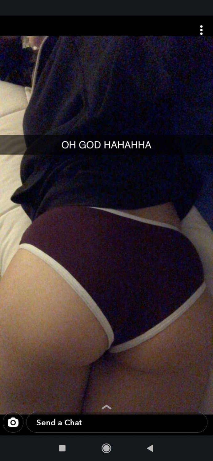 Click to view full size 18 YEAR OLD SLUT LEAKED PICS(CHECK OTHER ALBUM FOR NAKED PICS NSFW)