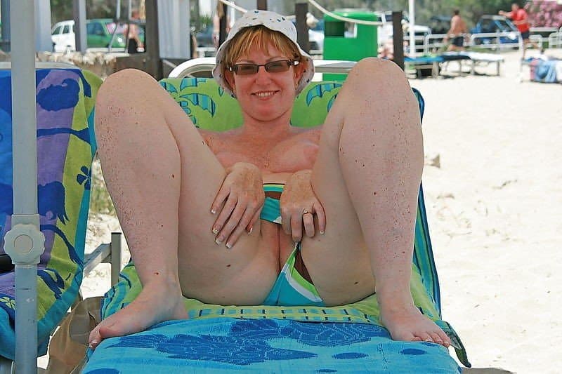 Maria gets her wife and mom cunt fucked part 1