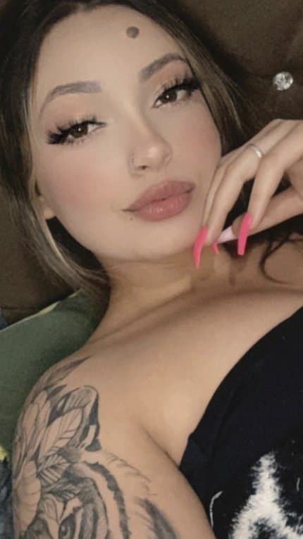 Branquinha gostosa do instagram (comentem)