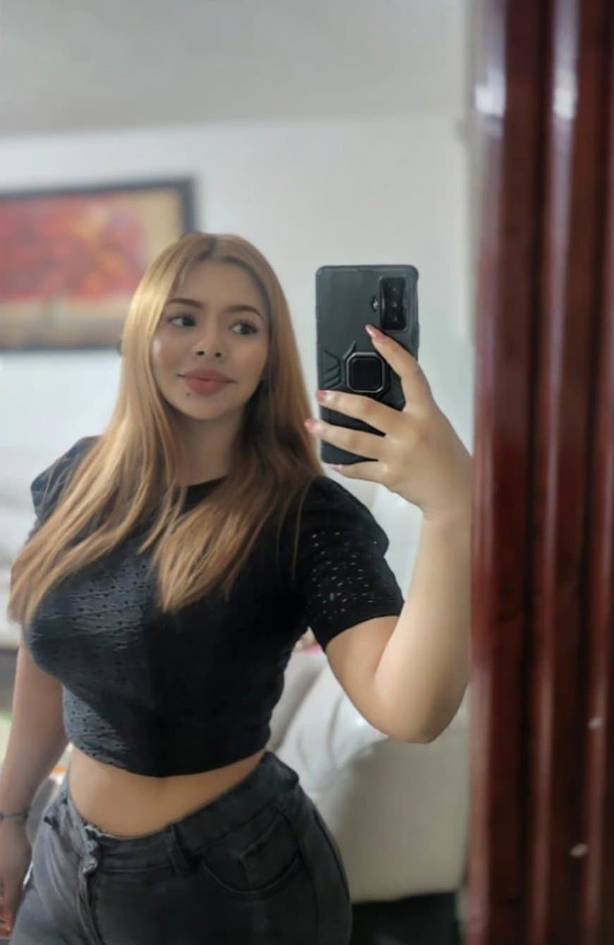 Esmeralda Putita Argentina Cogida A 4 Patas