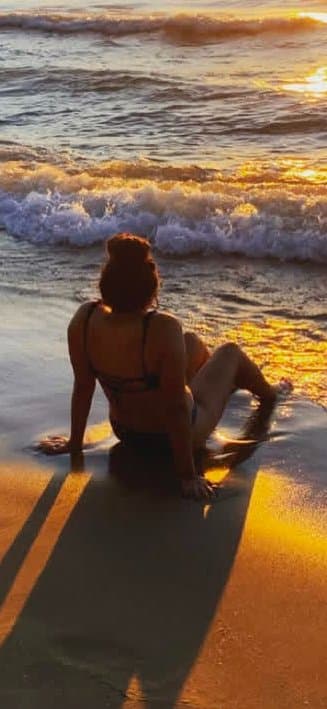 Who would clap charlise’s cheeks? Let her milk you? Kik: BrutalFGasms