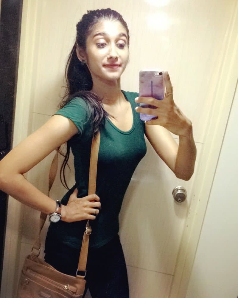 Tinder Indian Girl Leaks Videos And Photos Cute BHig boobs Busty Girl